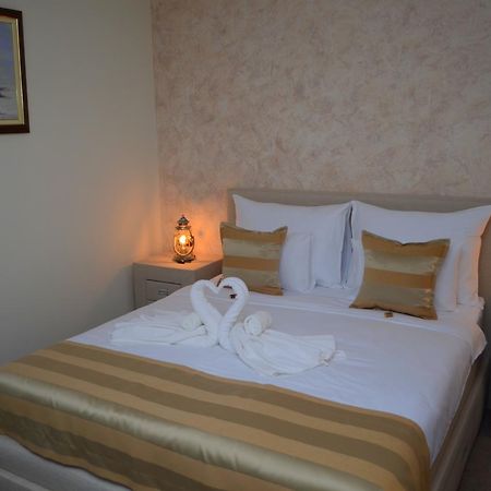 Hotel Helada Tivat Buitenkant foto