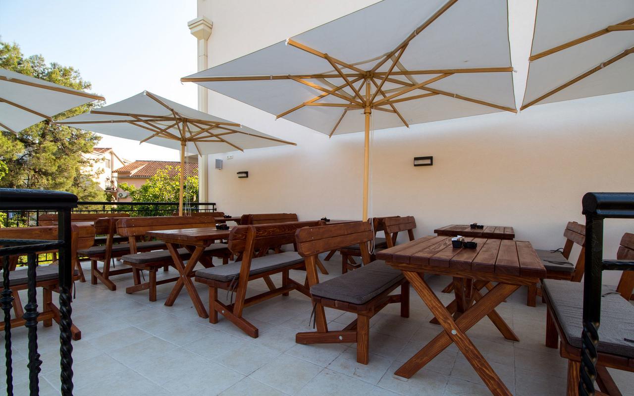 Hotel Helada Tivat Buitenkant foto